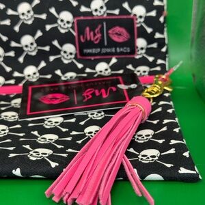 Makeup Junkie Bag - large “GLAM TO THE BONE”